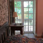 Le Logis De La Foret Sainte-Verge