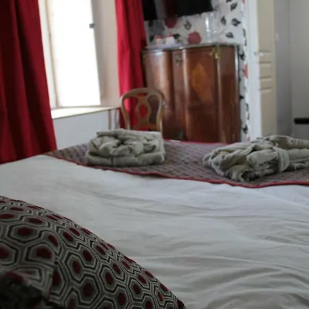 Le Logis De La Foret *