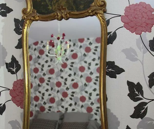 Le Logis De La Foret Guest house